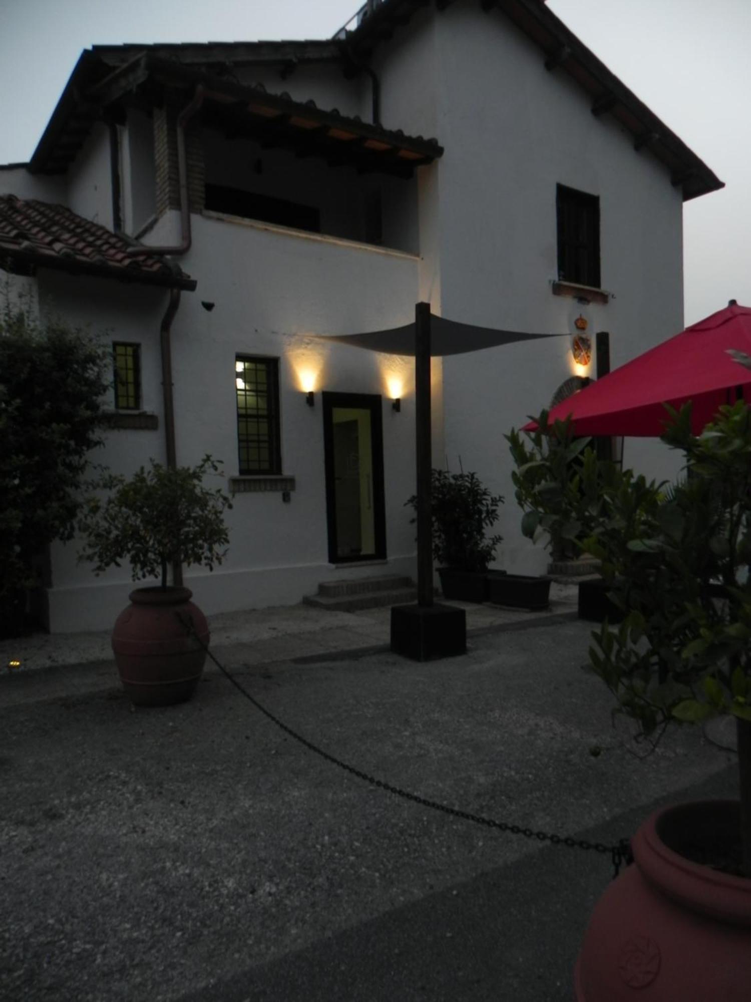 Tenuta Del Duca Fiumicino Locanda E Hostaria Guest House Exteriör bild